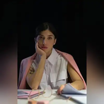 白奕杏